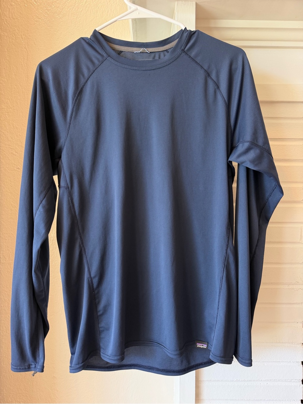 Patagonia Capilene Lightweight Navy Long Sleeve Base Layer Men’s Medium